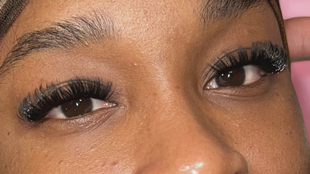 Deluxe Cosmetics DIY Lash Kit